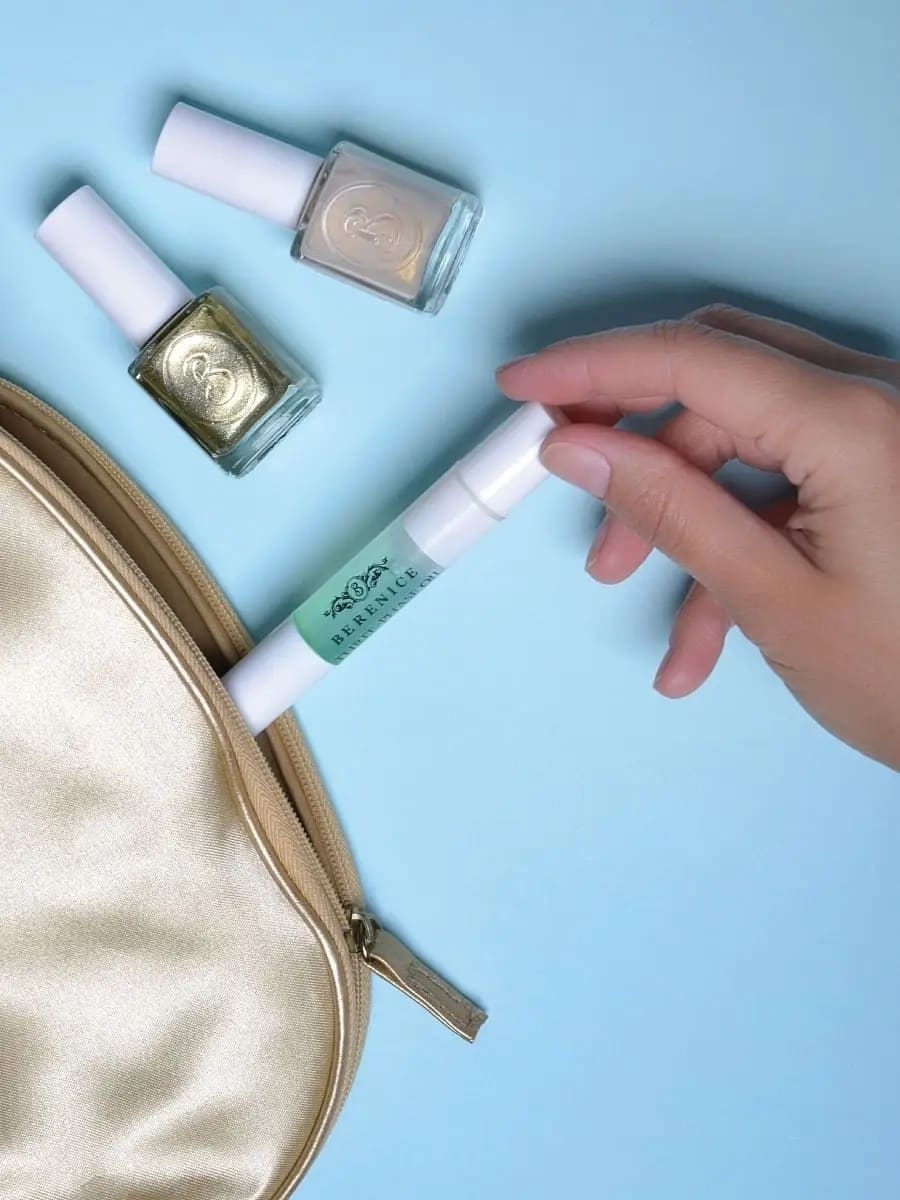 BERENICE Трёхфазное масло д.ногтей и кутик."Увлаж.кокт"Nail & Cuticle Oil «Three-phase Oil» 4ml New