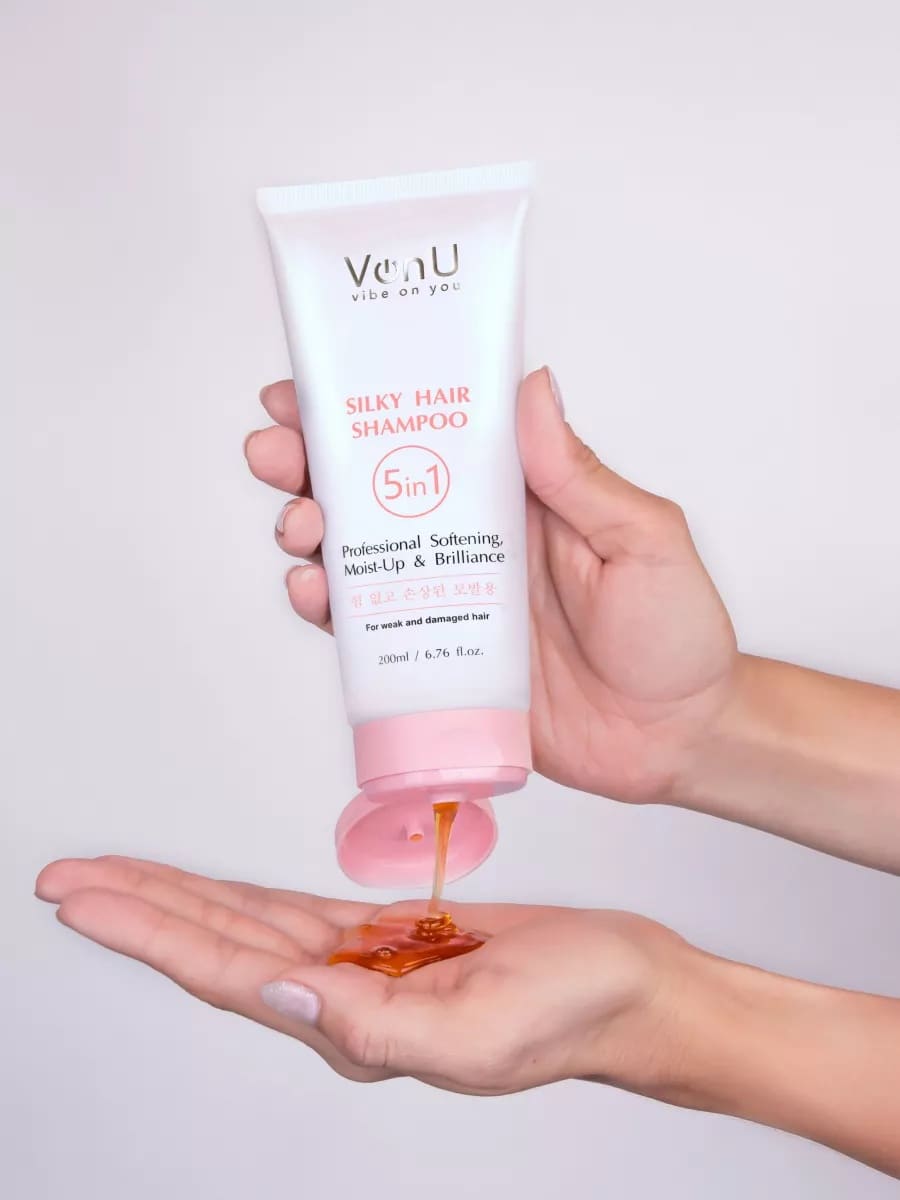 Von-U Шампунь для ослабленных и поврежденных волос "Шелк для волос" 5 в 1 Silky Hair Shampoo 200 мл