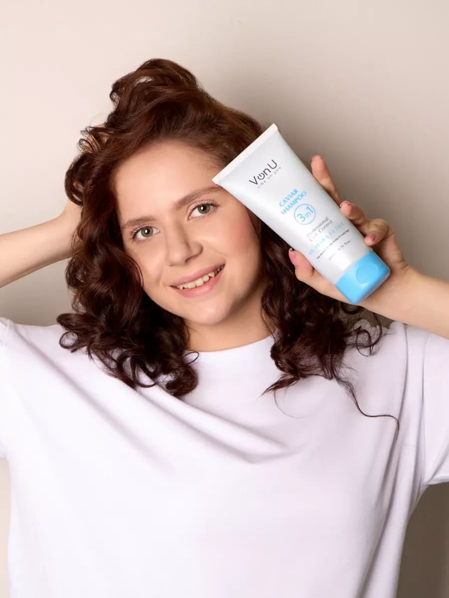 Von-U Шампунь для волос с икрой Cavia r Shampoo 200 мл (New)